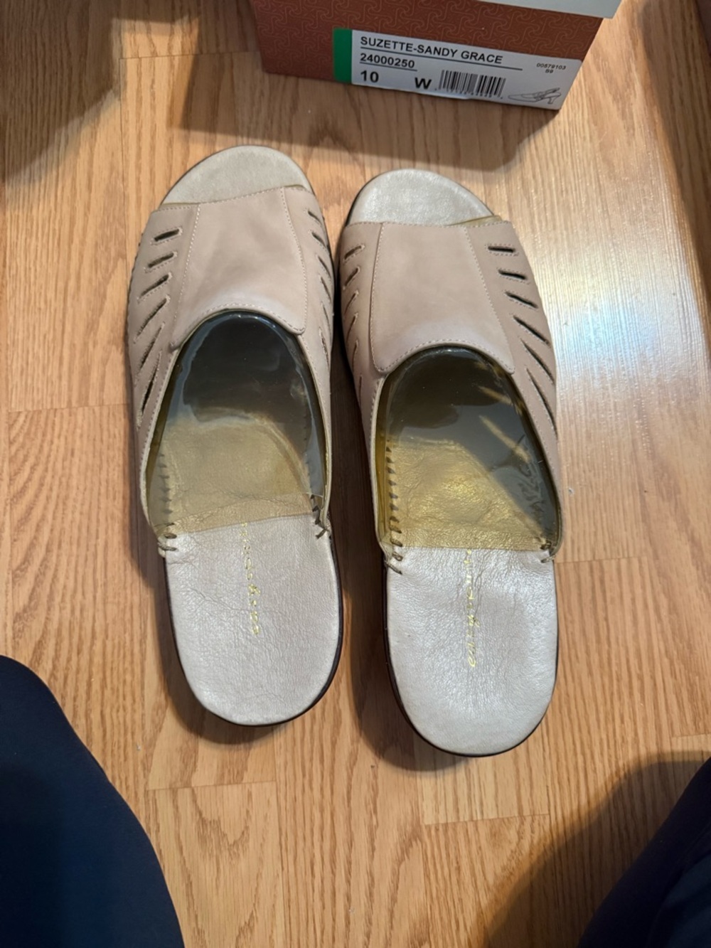 Easy Spirit Women's Beige Slip-On Flats